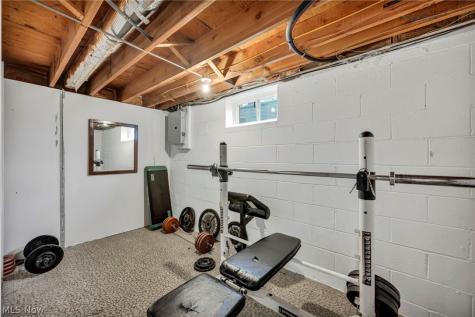 13700 Indian Creek Drive Middleburg Heights OH 44130