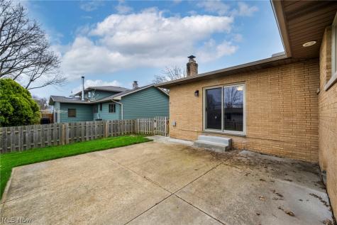 13700 Indian Creek Drive Middleburg Heights OH 44130