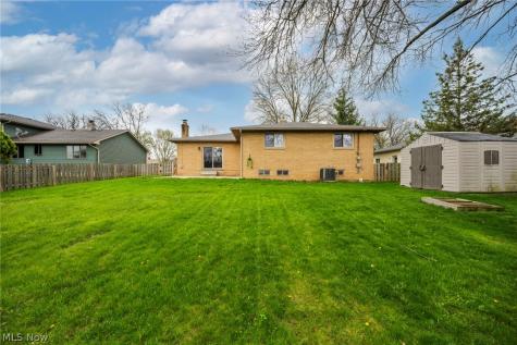 13700 Indian Creek Drive Middleburg Heights OH 44130