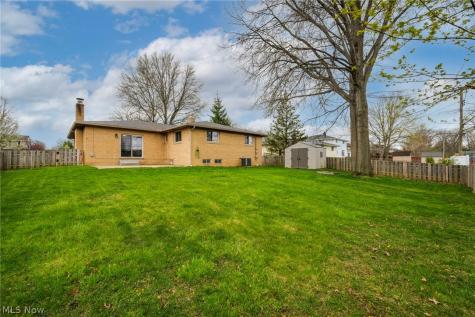 13700 Indian Creek Drive Middleburg Heights OH 44130