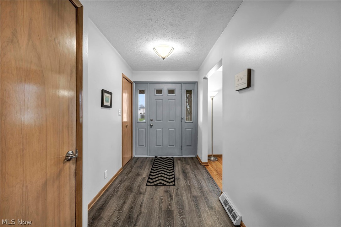 13700 Indian Creek Drive Middleburg Heights OH 44130