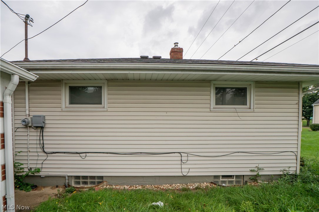 246 E Ralston Avenue Akron OH 44301