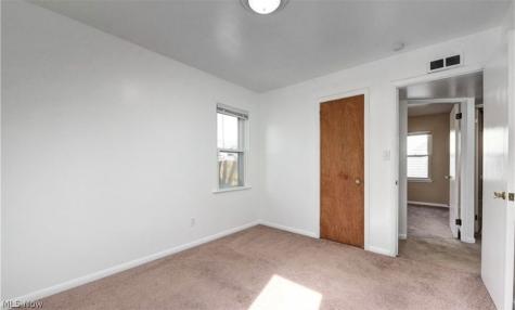4492 W 170th Street Cleveland OH 44135