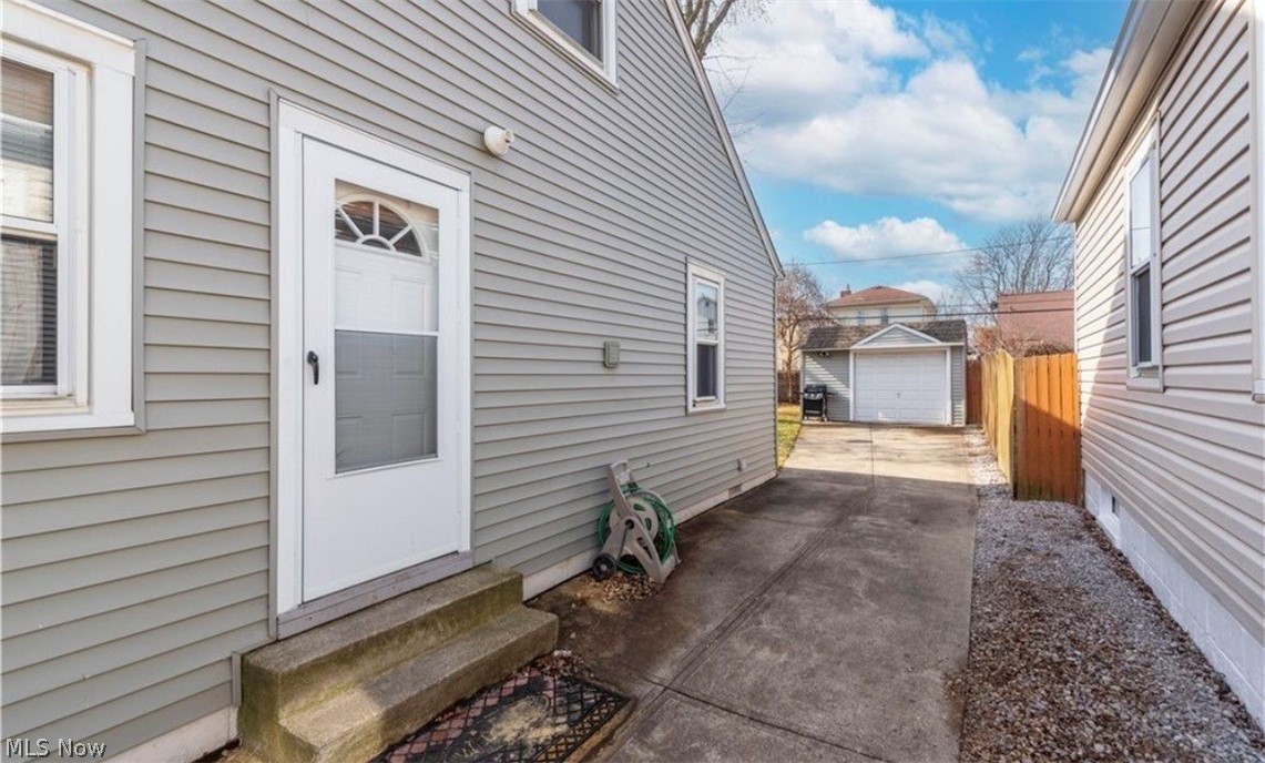 4492 W 170th Street Cleveland OH 44135