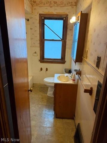 3989 Jo Ann Drive Cleveland OH 44122