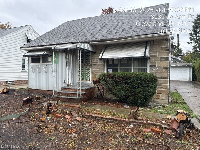 3989 Jo Ann Drive Cleveland OH 44122