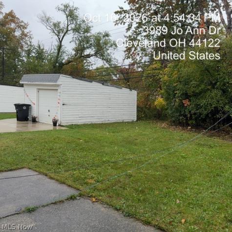 3989 Jo Ann Drive Cleveland OH 44122