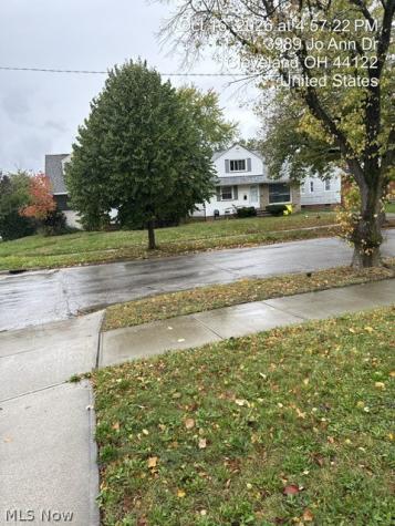 3989 Jo Ann Drive Cleveland OH 44122