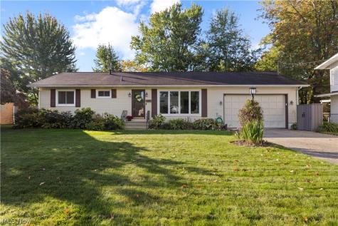525 Purdue Avenue Elyria OH 44035