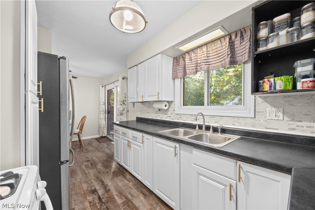 525 Purdue Avenue Elyria OH 44035