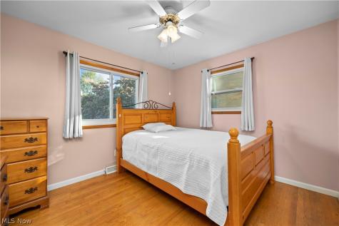 525 Purdue Avenue Elyria OH 44035