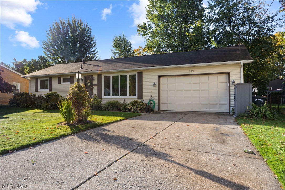 525 Purdue Avenue Elyria OH 44035