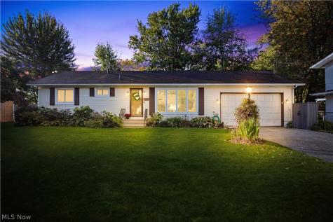 525 Purdue Avenue Elyria OH 44035