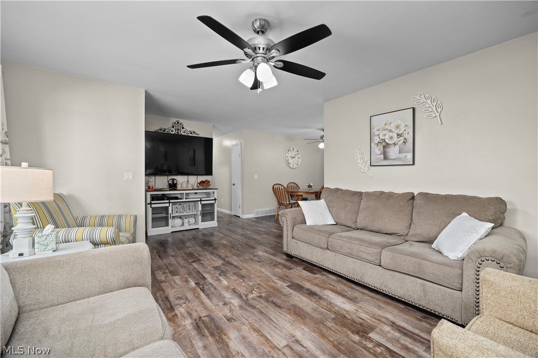 525 Purdue Avenue Elyria OH 44035