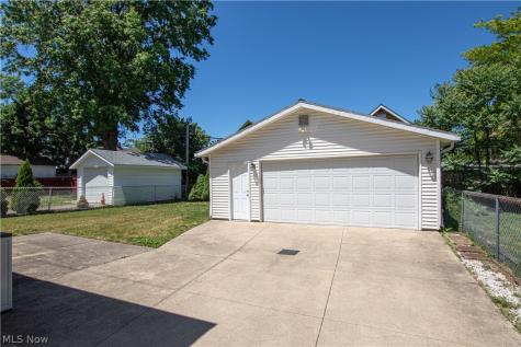 3606 Schiller Avenue Cleveland OH 44109
