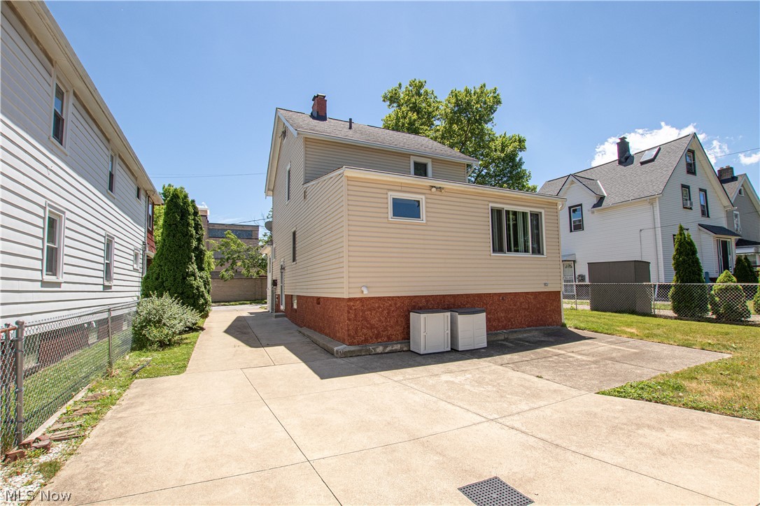 3606 Schiller Avenue Cleveland OH 44109