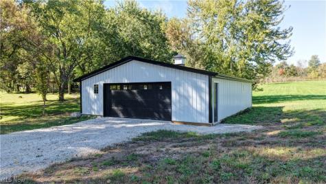 3319 Young Avenue NW Massillon OH 44647