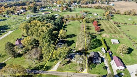 3319 Young Avenue NW Massillon OH 44647
