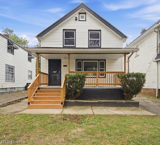 13324 Crennell Avenue Cleveland OH 44105