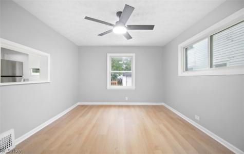 13324 Crennell Avenue Cleveland OH 44105
