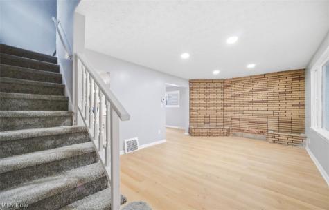 13324 Crennell Avenue Cleveland OH 44105