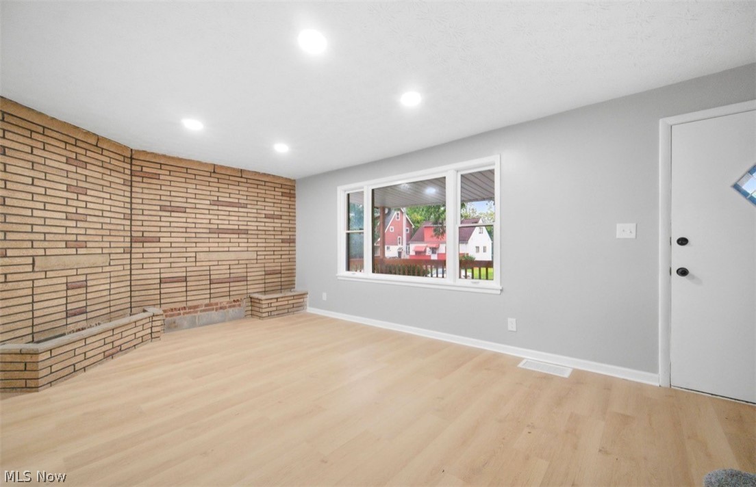 13324 Crennell Avenue Cleveland OH 44105