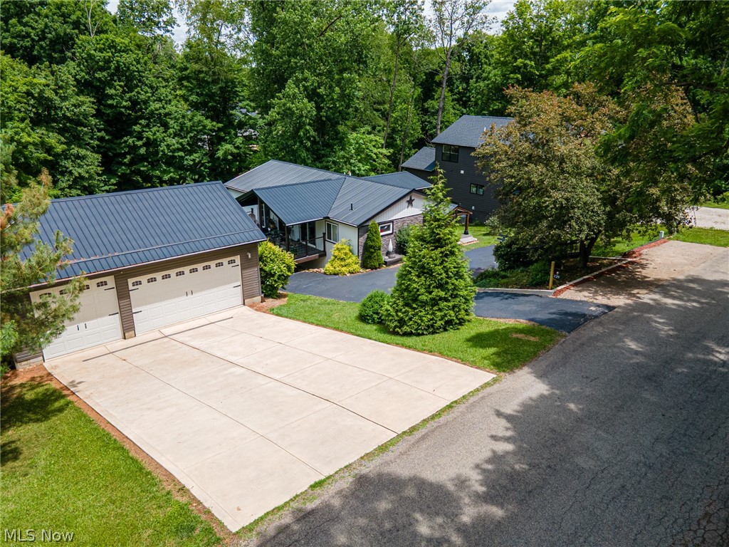 229 Green Valley Drive Howard OH 43028