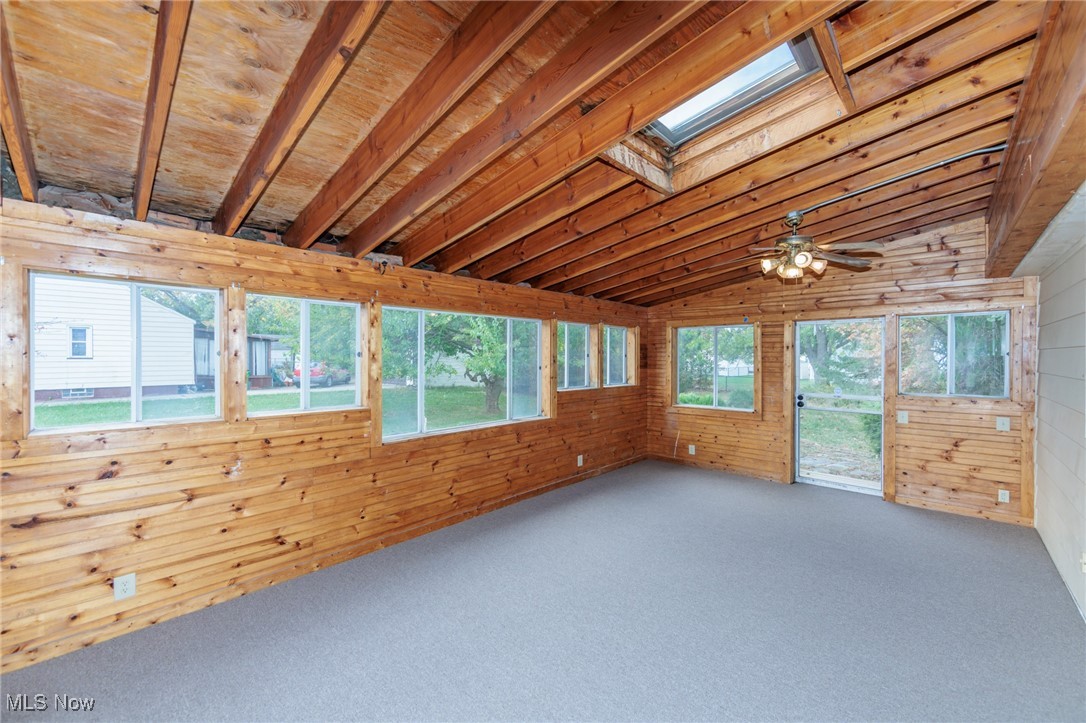 820 E 250 Street Euclid OH 44132