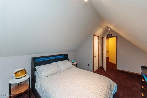 1021 Wood Park Lane Brunswick OH 44212