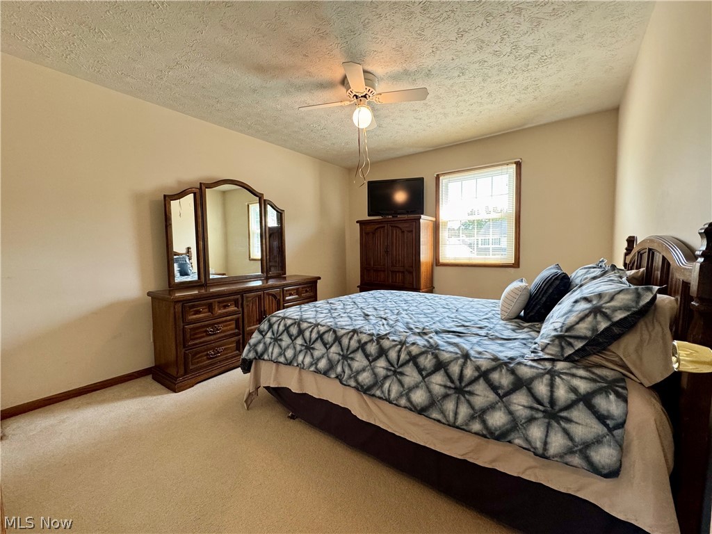 6385 Harbor Drive NW Canton OH 44718