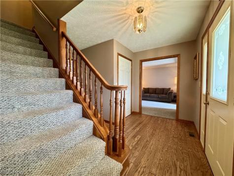 6385 Harbor Drive NW Canton OH 44718
