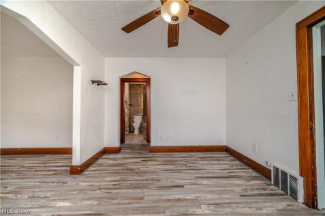 718 Virginia Avenue Akron OH 44306