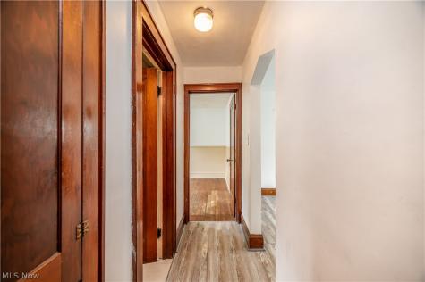 718 Virginia Avenue Akron OH 44306