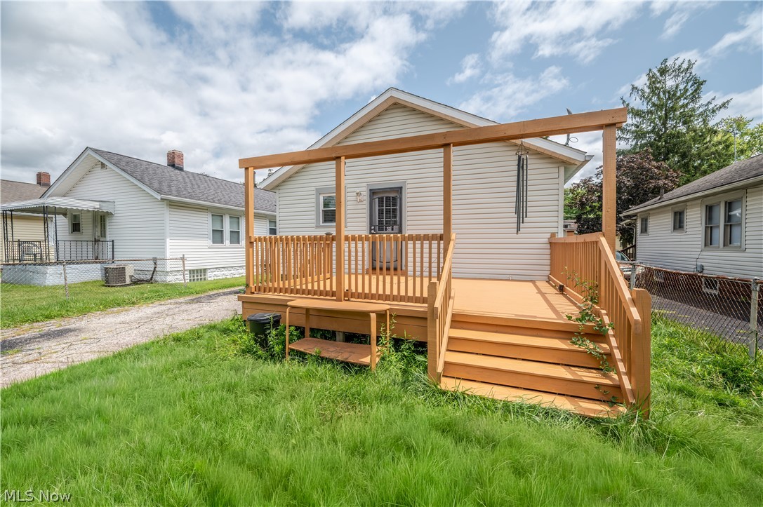 718 Virginia Avenue Akron OH 44306