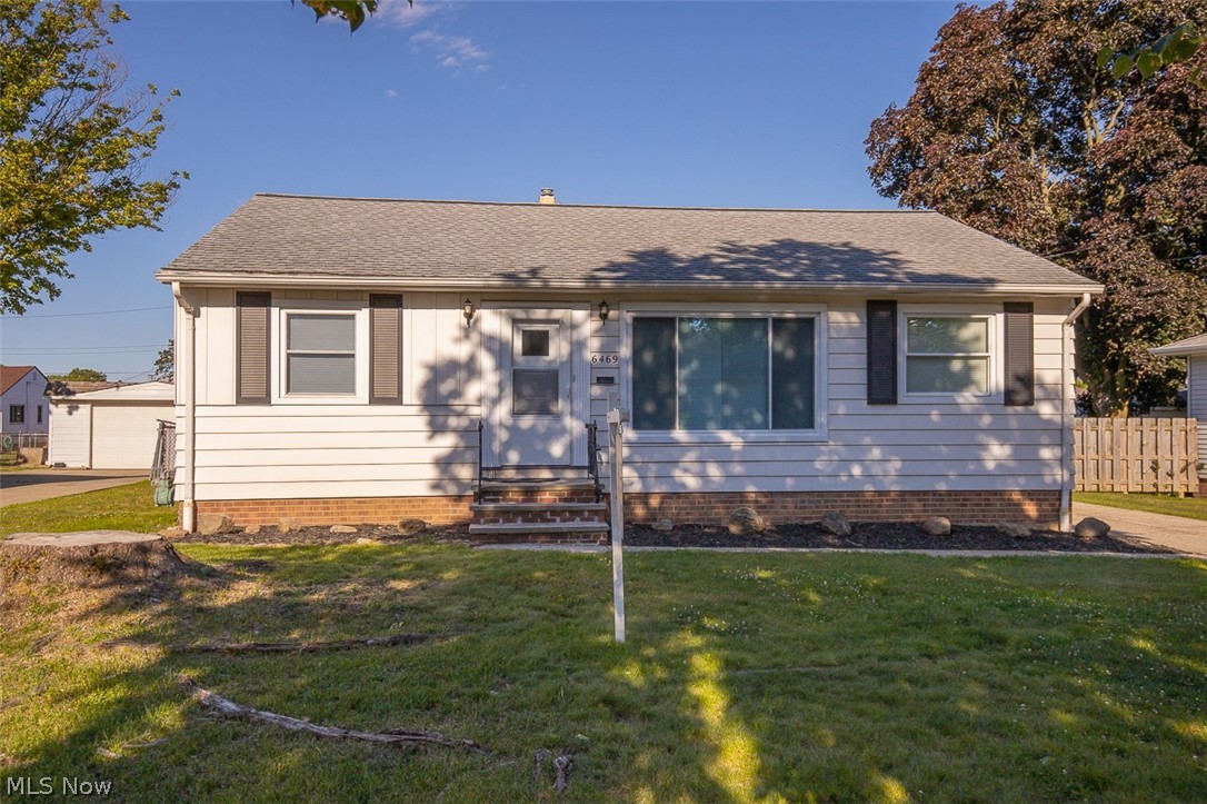6469 Anita Drive Parma Heights OH 44130