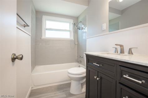 6469 Anita Drive Parma Heights OH 44130