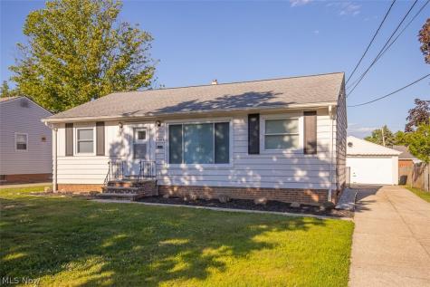 6469 Anita Drive Parma Heights OH 44130