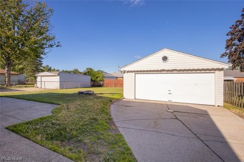 6469 Anita Drive Parma Heights OH 44130