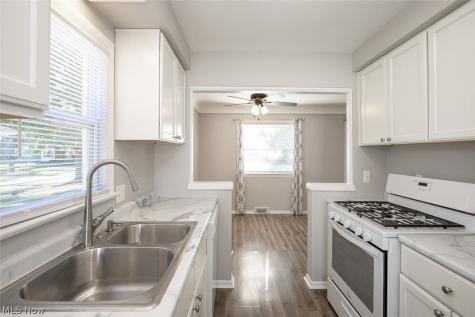 6469 Anita Drive Parma Heights OH 44130