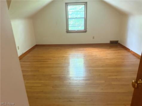 377 Halle Drive Euclid OH 44132