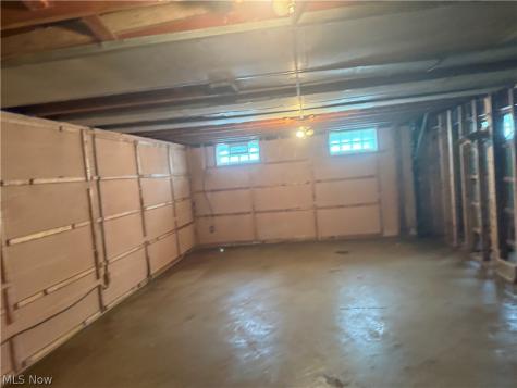 377 Halle Drive Euclid OH 44132