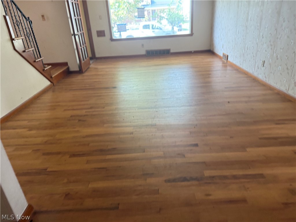 377 Halle Drive Euclid OH 44132