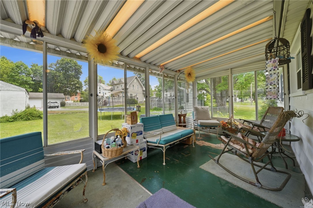 14 N Cross Street Columbiana OH 44408