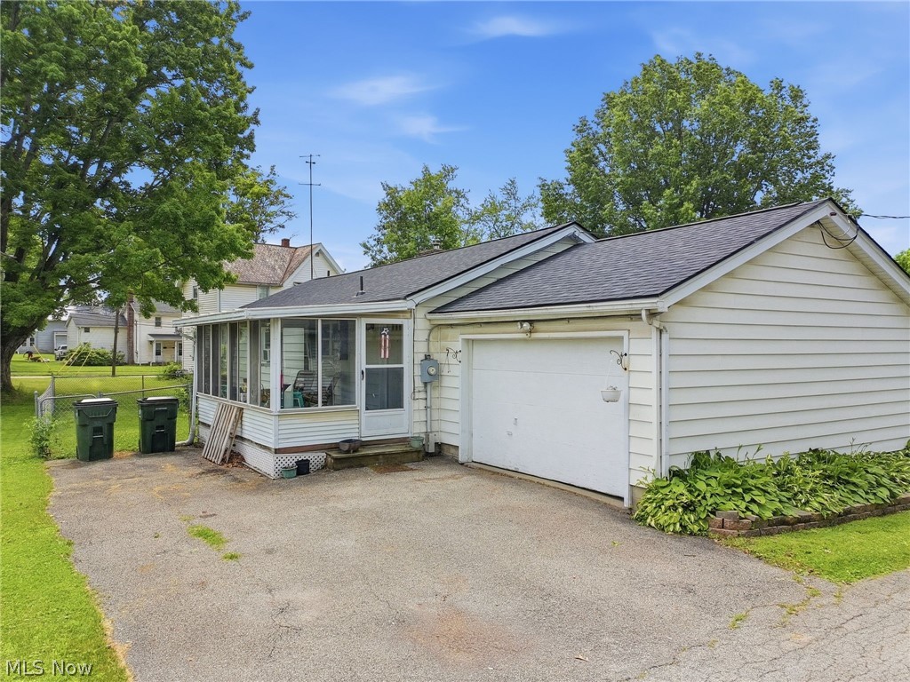 14 N Cross Street Columbiana OH 44408