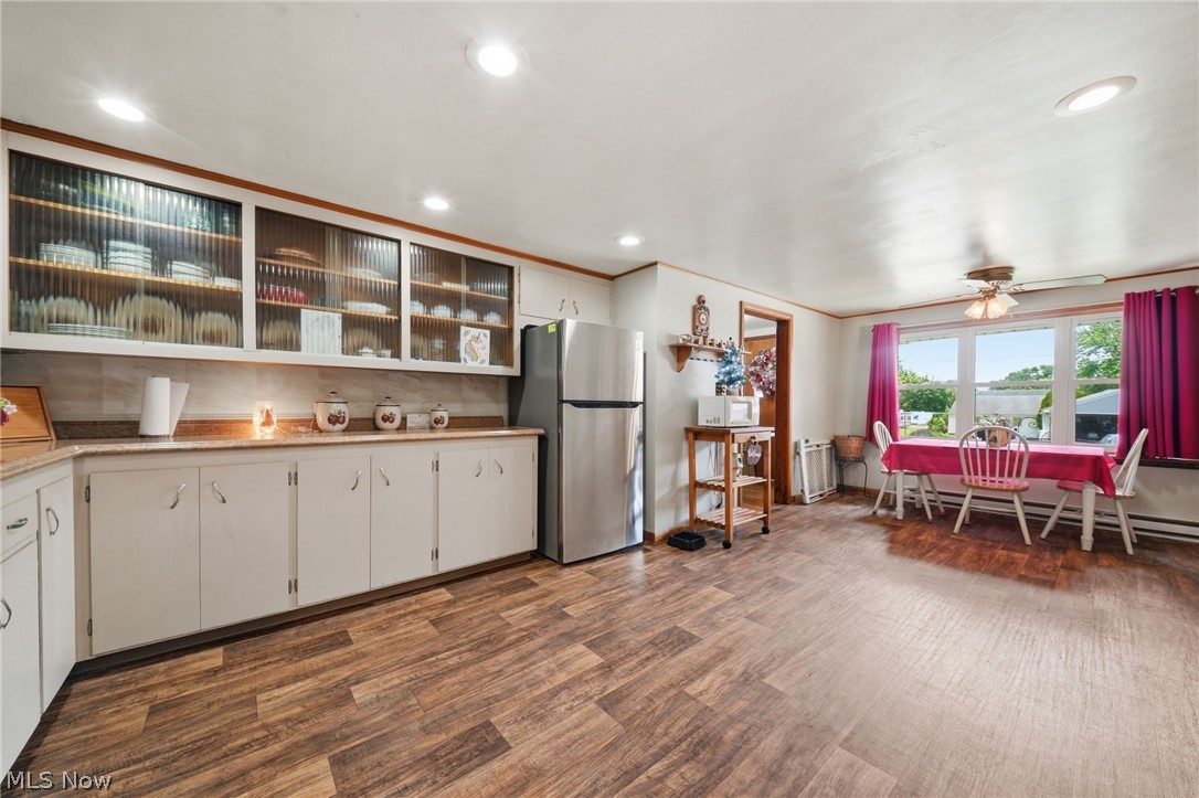 14 N Cross Street Columbiana OH 44408