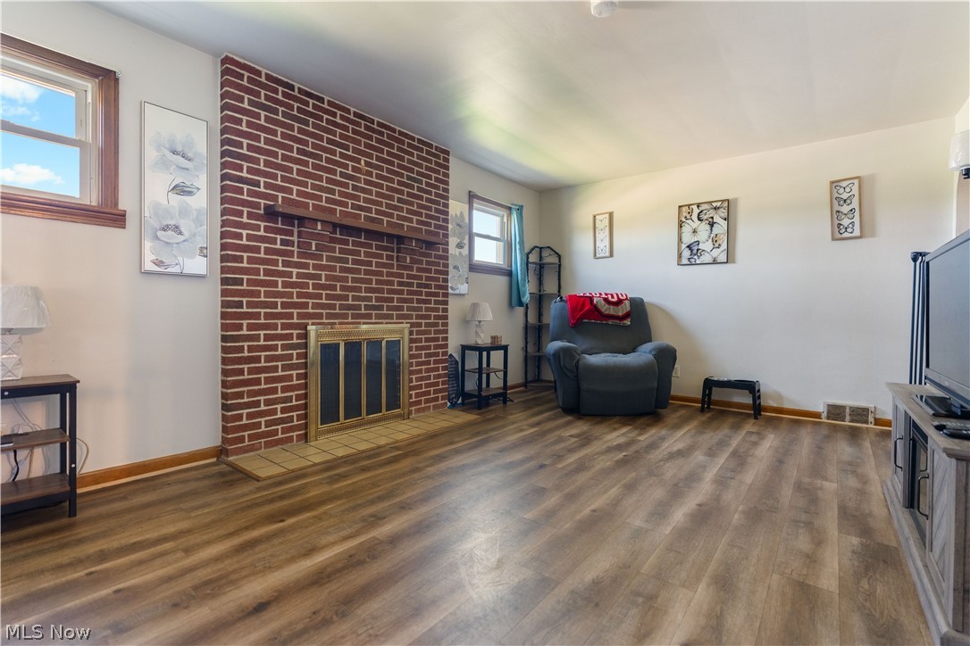 267 26th Street NW Barberton OH 44203