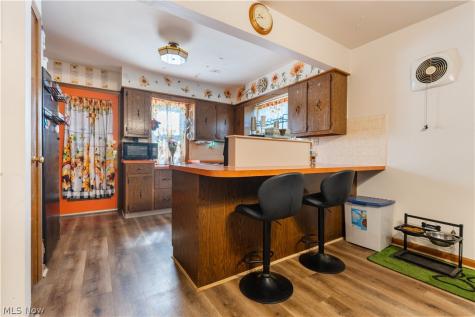 267 26th Street NW Barberton OH 44203