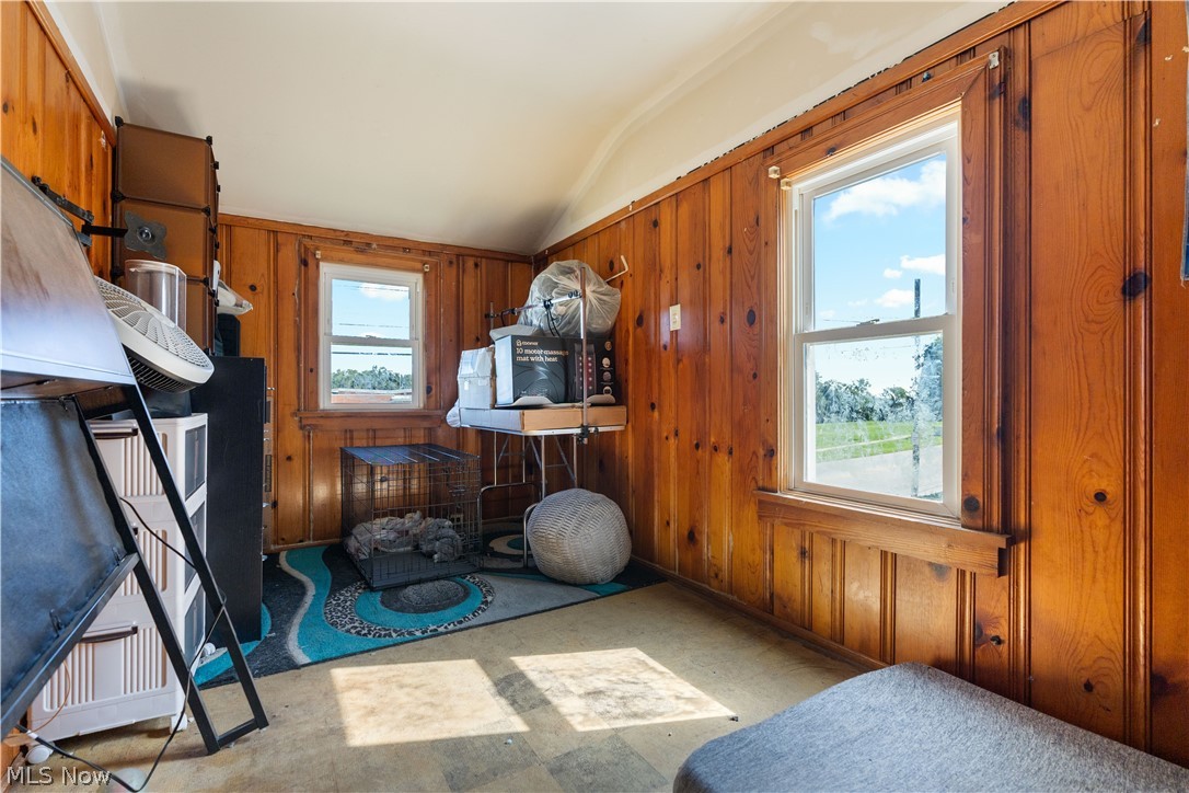 267 26th Street NW Barberton OH 44203