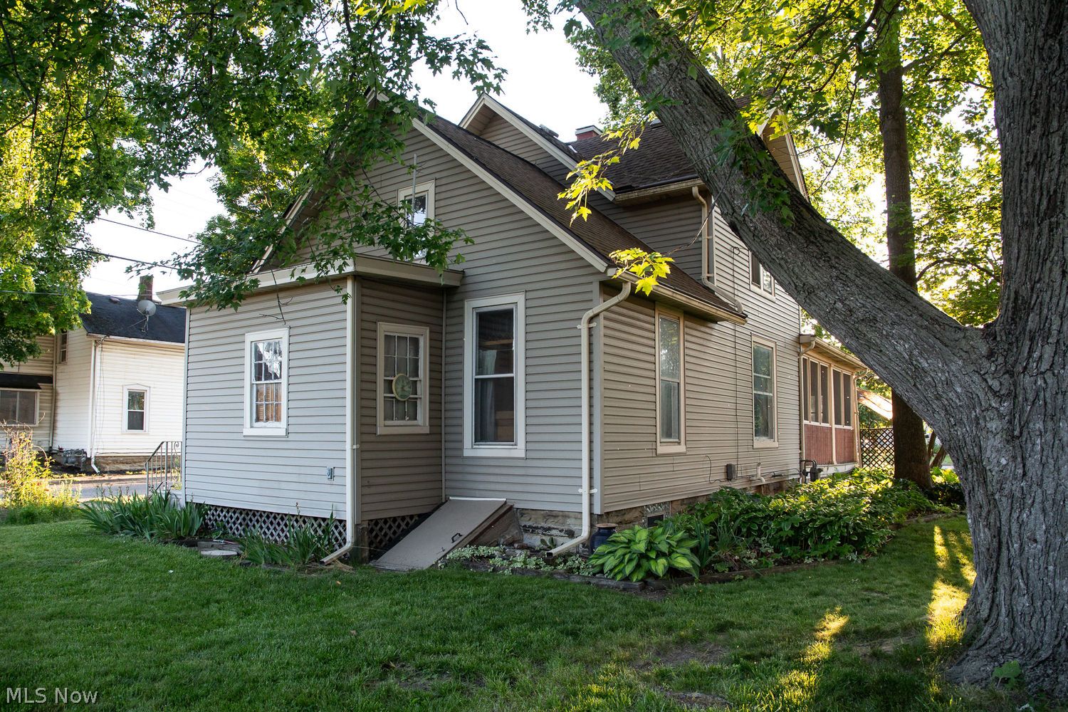 971 Mechanic Street Grafton OH 44044