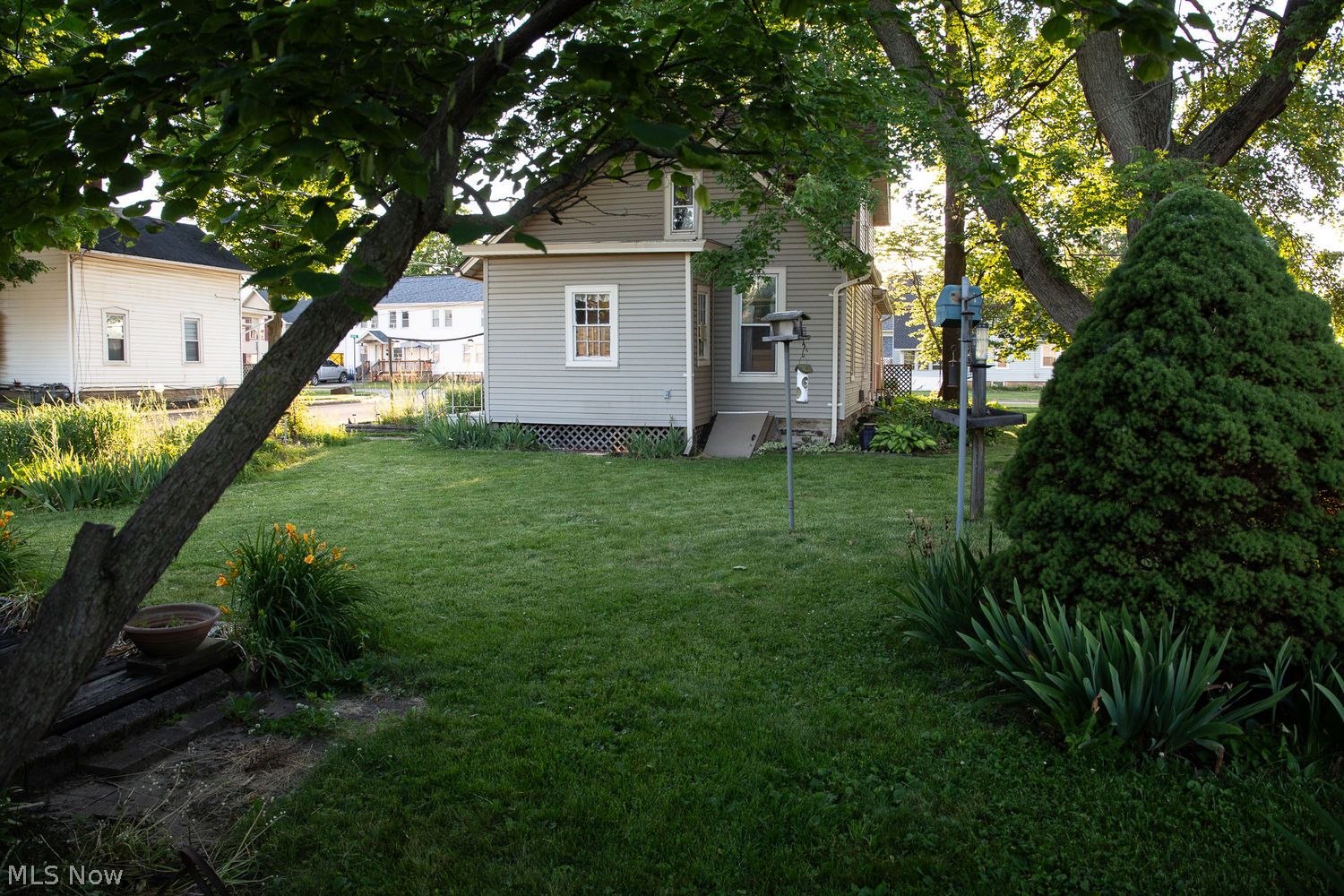 971 Mechanic Street Grafton OH 44044